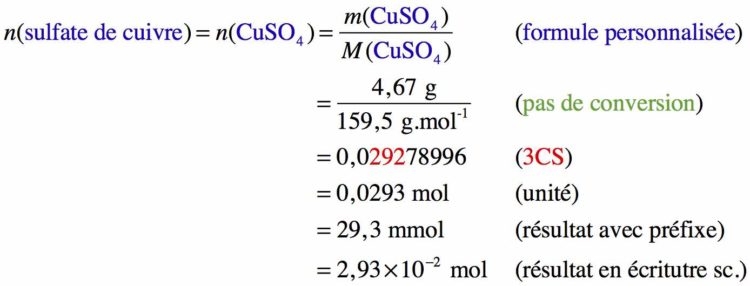 Calculs détaillés de la quantité de matière de sulfate de cuivre à l'aide de la formule de la masse molaire
